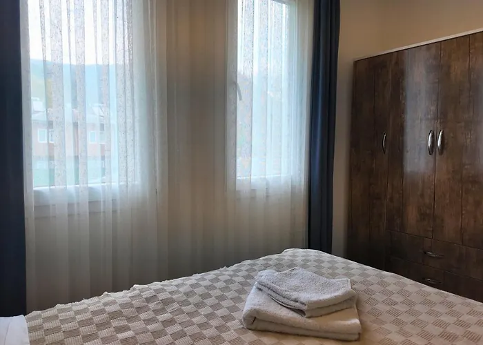 Apart Otel ınlice *